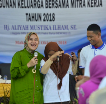 Di Hadapan Siswa SMKN 1 Makassar, Aliyah : Mari Rencanakan Masa Depan Dengan Baik