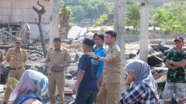 Bupati Gowa Kunjungi Korban Kebakaran di Biringbulu