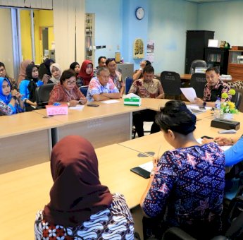 Evaluasi Kinerja Staf, Ini yang Dilakukan Kepala Dinas PPKB Makassar