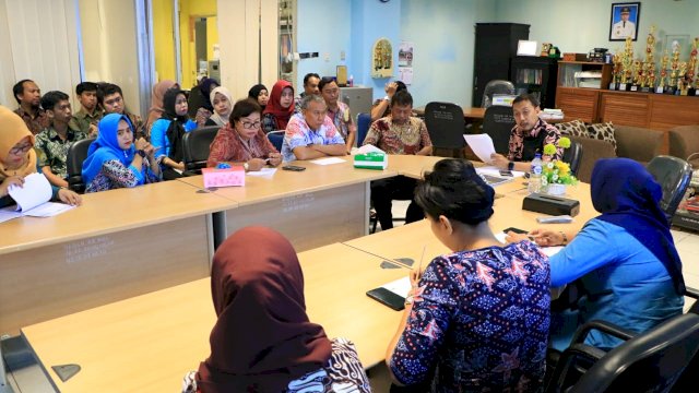 Evaluasi Kinerja Staf, Ini yang Dilakukan Kepala Dinas PPKB Makassar