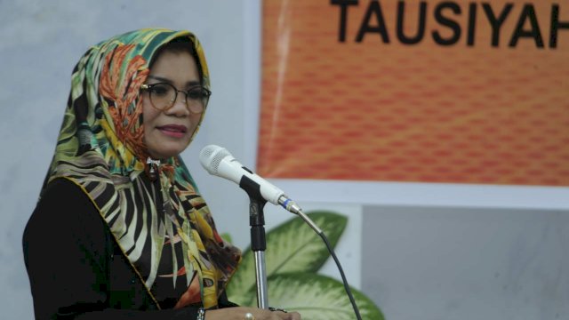 Liestiaty F Nurdin Ingatkan Peran Istri Pejabat Pemerintahan