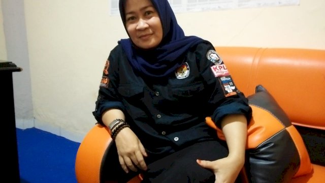Endra Irawati, S.Pdi, Komisioner KPU Soppeng Divisi Hukum dan Pengawasan.