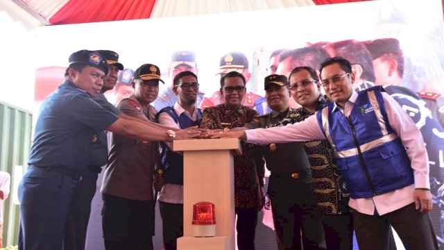 Soft Launching Makassar New Port Tahap I Paket A, di Jalan Sultan Abdullah Raya, Buloa, Tallo, Kota Makassar, Jumat (02/11/2018).