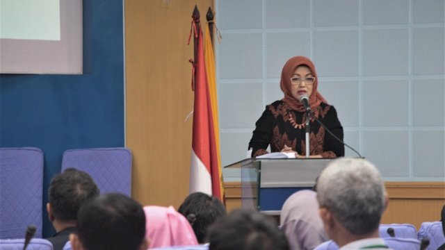 Rektor Unhas, Prof. Dr. Dwia Aries Tina Palubuhu membuka Konferensi Internasional di Ruang Senat Lantai 2, gedung Rektorat Unhas, Senin (05/11/2018).