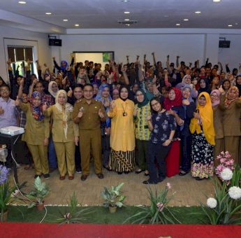Sosialisasi di Makassar, Aliyah Mustika : Saya Ingin Masyarakat Sulsel Sehat