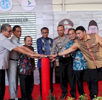 Tingkatkan Pelayanan Masyarakat, Gubernur Sulsel Luncurkan Samsat Lorong