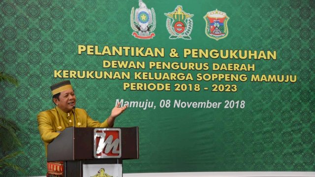 Bupati Soppeng, H. Andi Kaswadi Razak saat memberikan sambutan pada Pengukuhan KKS Mamuju, Kamis (08/11/2018).