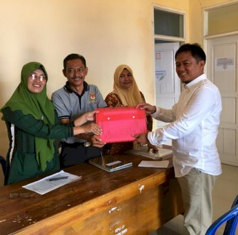 Baharuddin Hafid Kembalikan Berkas Calon Anggota KPU Jeneponto