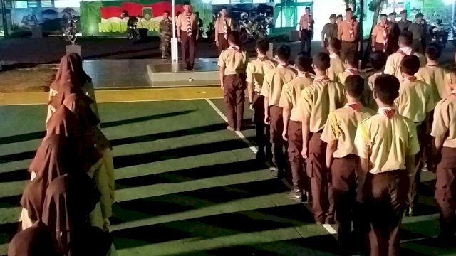 Pelantikan dan Pengukuhan Anggota Saka Wira Kartika Angkatan V, di Lapangan Kodim 1423 Soppeng, Sabtu (10/11/2018).