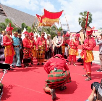 Serahkan Penghargaan Pada Puncak Peringatan HJG ke-698, Ini Kata Adnan