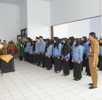 Andi Kaswadi Razak Lantik 102 Kepala UPTD Satuan Pendidikan Formal