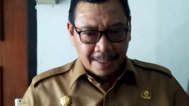 Pelaksana Tugas Kepala Dinas DLH, Azis Hasan.