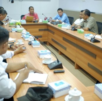 Tindak Lanjuti Laporan Warga Tanjung Merdeka, Komisi C DPRD Makassar Gelar RDP