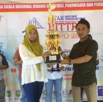 Dinas Peternakan Sulsel Raih Stan Terbaik di Batam