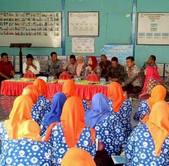 Kepala BKKBN Sulbar : Kita Akan Adopsi Inovasi Kampung KB Kelurahan Pannampu