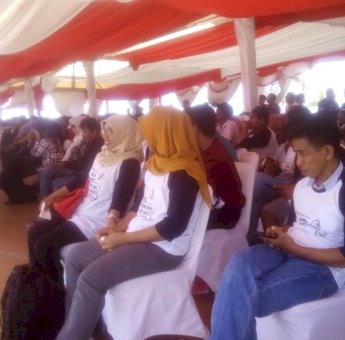 Kementrian Kelautan dan Perikanan Salurkan Bantuan untuk Nelayan Makassar