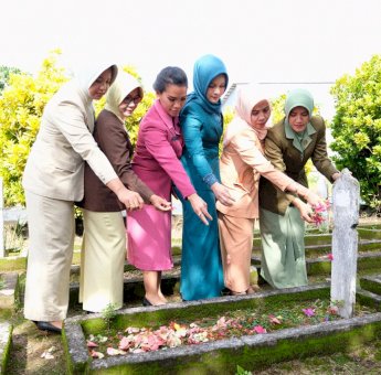 Peringati Hari Ibu, Ini yang Dilakukan Organisasi Wanita di Gowa