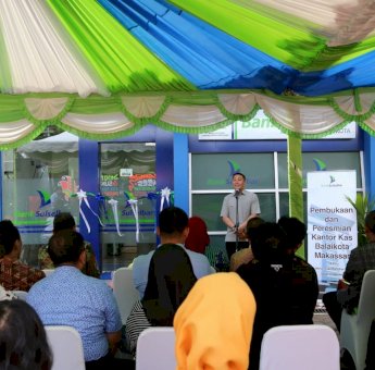 Deng Ical Tantang Bank Sulselbar Untuk Berinovasi