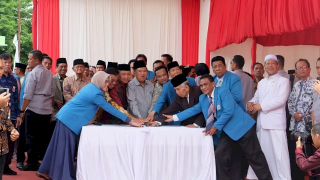 Groundbreaking pembangunan Infrastruktur Universitas Islam Makassar di Kampus UIM, Sabtu (22/12/2018).