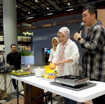 PKK Gowa Tampilkan Kue Tradisional di Event Kulinerisme