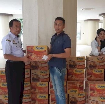 PD Parkir Makassar Berikan Bantuan Korban Banjir