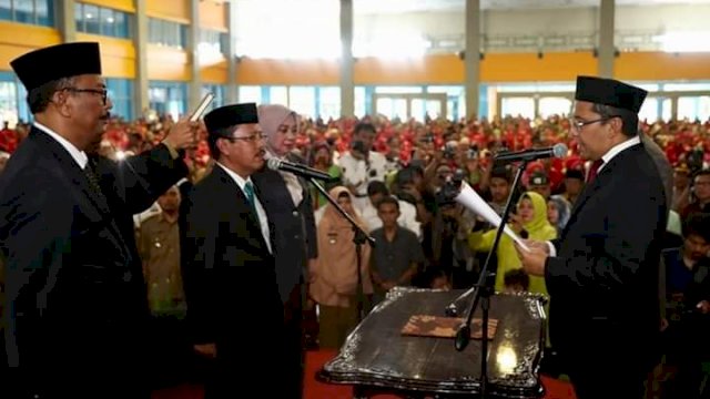 Pelantikan Andi Ansar sebagai Sekretaris Daerah Kota Makassar oleh Wali Kota Makassar, Moh. Ramdhan Pomanto, di Celebes Convention Center, Jl. Metro Tanjung Bunga, Senin (28/01/2019).