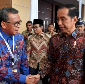 Hadiri Hari Pers Nasional, Jokowi – NA Terlibat Diskusi Singkat