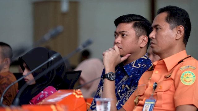 Bupati Gowa, Adnan Purichta Ichsan menghadiri Rapat Koordinasi Penanggulangan Bencana, berlangsung di Ruang Rapat Pimpinan Kantor Gubernur Sulawesi Selatan, Jumat (01/02/2019).