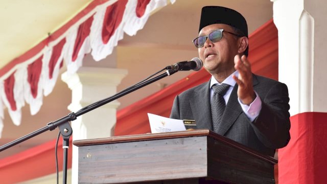 Gubernur Sulsel, Nurdin Abdullah memberikan arahan pada perayaan Hari Jadi Belopa sebagai ibukota Kabupaten Luwu, di Lapangan Andi Djemma, Belopa, Rabu (13/02/2019).