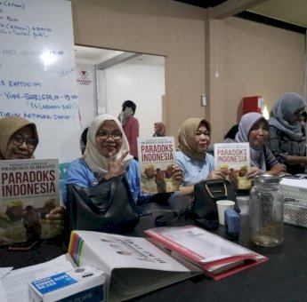 Puluhan Emak-Emak di Makassar Siap Menangkan Misrayanti