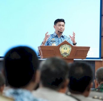 Buka Rakor Penyaluran Bansos, Adnan Purichta Harap Bantuan Tepat Sasaran