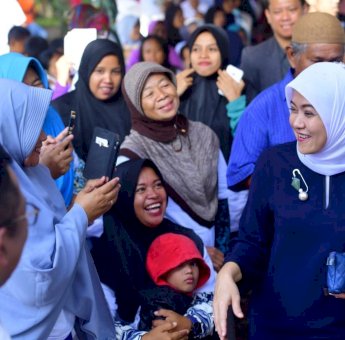 Aliyah Mustika dan BKKBN Sosialisasikan Pembangunan Keluarga di Mangasa