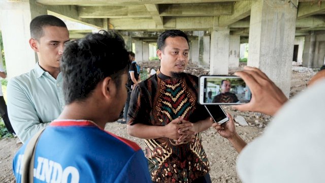 Wakil Gubernur Sulsel, Andi Sudirman Sulaiman meninjau gedung Rumah Sakit Regional Dr. Hasri Ainun Habibie, di Kota Parepare, Sabtu (23/02/2019).