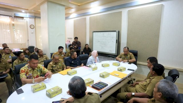 Pertemuan antara Pemerintah Provinsi Sulsel, Pemeeintah Kabupatwn/Kota bersama Owner Manager Networking Australia, di Ruang Rapat Sekda Sulsel, Kantor Gubernur, Senin (25/02/2019).