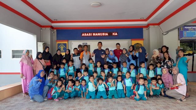 Kunjungan Murid TK Cokroaminoto di Rutan Kelas II B Kabupaten Pinrang, Sabtu (02/03/2019).