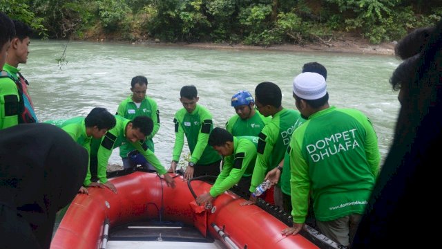 Disaster Management Training Dompet Dhuafa Sulsel Volunteer Selatan di Kantor Kecamatan Tondong Tallasa, Kabupaten Pangkep, Senin (18/03/2019).