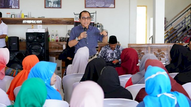 Akbar Faizal menggelar sosialisasi di Kecamatan Tonra, Kabupaten Bone, Senin (18/03/2019).