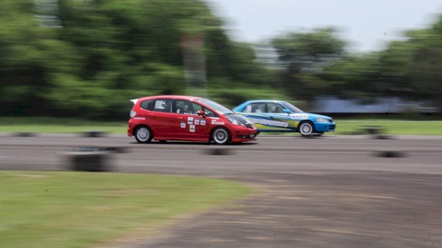 Drag Entusiast Hipmi Sulsel Cup 2019 yang digelar di Lanud Hasanuddin Makassar, Kabupaten Maros, Sabtu (23/03/2019).