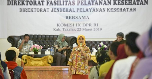 Aliyah Mustika Ajak Warga Takalar Rutin Periksa Kesehatan