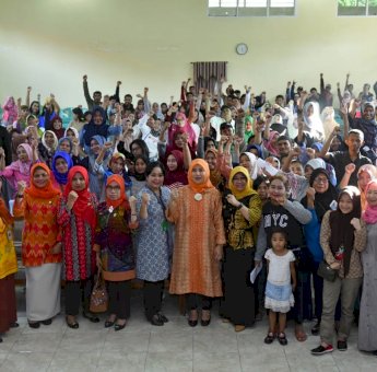 Anggota DPR RI Ini Imbau Warga Tidak Beli Obat Selain di Apotik