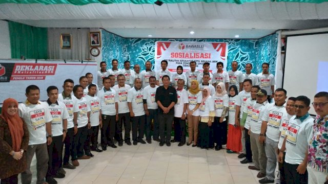 Sosialisasi Netralitas ASN di Gedung PKK Kabupaten Takalar, Kamis (28/03/2019).