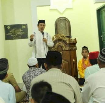 Deng Ical Sampaikan Hikma Isra Mi’raj di Sabutung