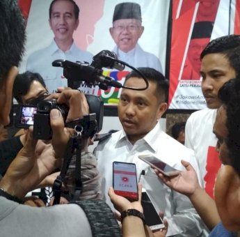 Ketua Repnas Sulsel Motivasi Aktivis Milenial Menangkan Jokowi-Ma’ruf