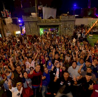 Jelang Pemilu, Aliyah Kumpulkan Ribuan Tim Pemenangan di Trans Studio Makassar