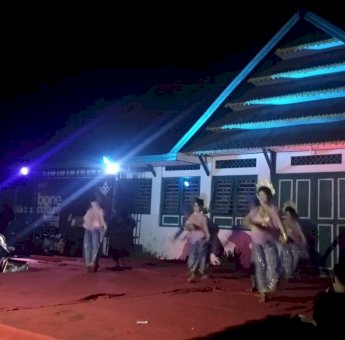 Tari Songkok Recca Jadi Pusat Perharian di Bone Culture Festival 2019