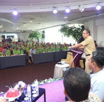 Danny Pomanto Minta Penasehat Wali Kota Bidang RT/RW Perangi Narkoba