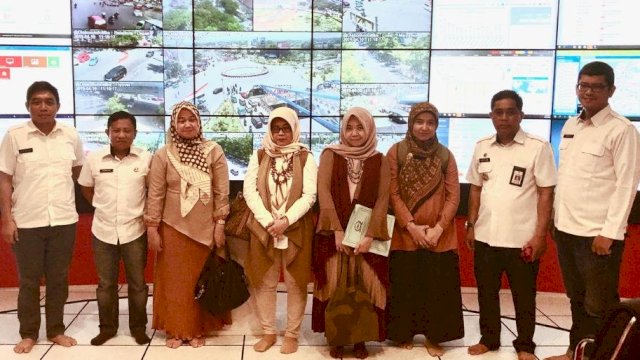 Kunjungan Badan keahlian DPR RI di War Room, gedung Balaikota Makassar, Rabu (10/04/2019).