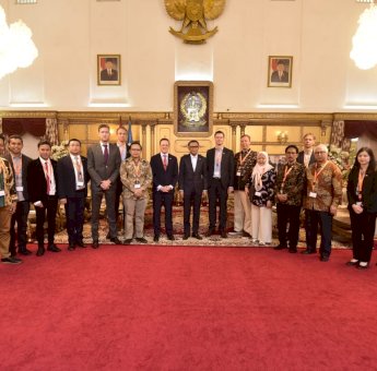 Nurdin Abdullah Tawarkan Investor Belanda Bangun Instalasi Air Bersih di Sulsel