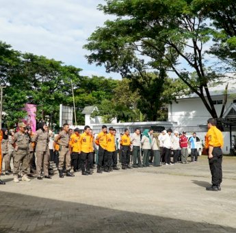 Tingkatkan Kesiapsiagaan Bencana, BPBD Sulsel Gelar Apel dan Simulasi Evakuasi