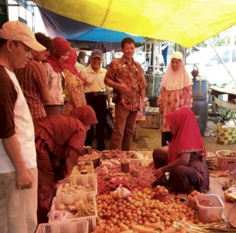 Harga Bawang di Pasar Tradisional Soppeng Terus Naik